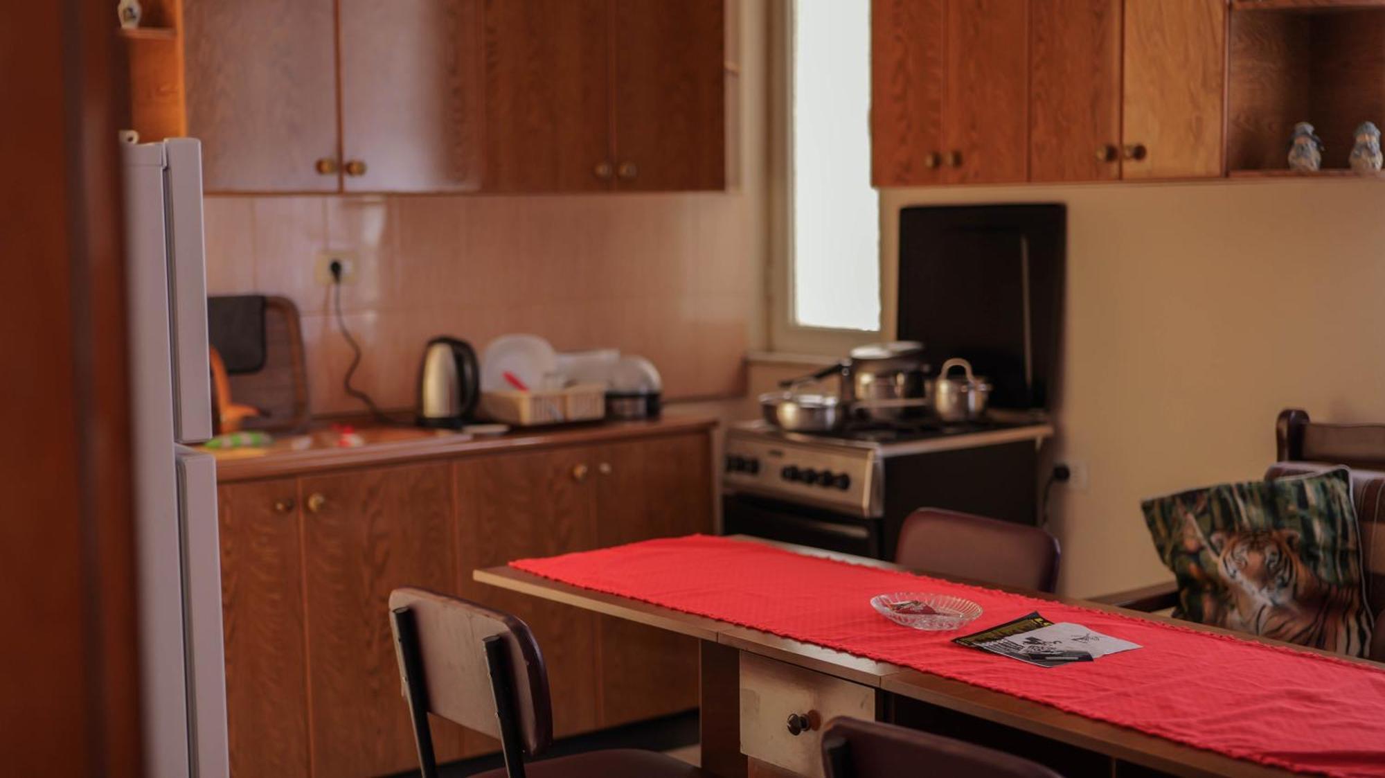 Shkodra Guest House & Trips Bagian luar foto